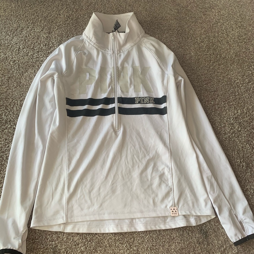 White athletic shirt PINK